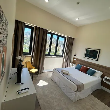 Hotel Escola Da Mestra Da Portela Sampriz *