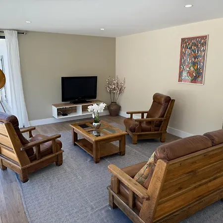 Escola Da Mestra Da Portela Sampriz Hotel *