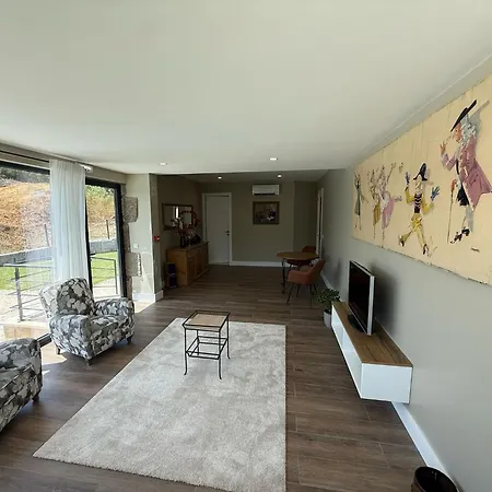 Hotel Escola Da Mestra Da Portela Sampriz