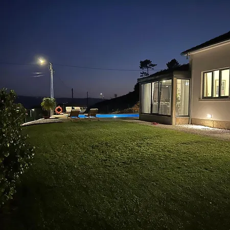 Escola Da Mestra Da Portela Sampriz * Ponte da Barca