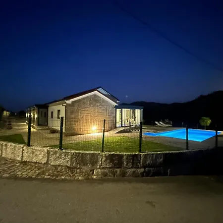 Escola Da Mestra Da Portela Sampriz * Ponte da Barca