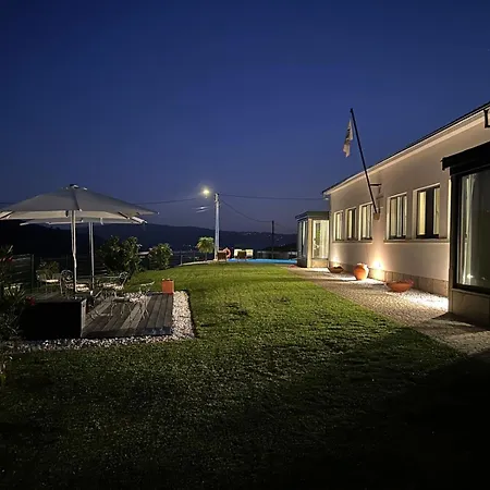 Escola Da Mestra Da Portela Sampriz Hotel Ponte da Barca