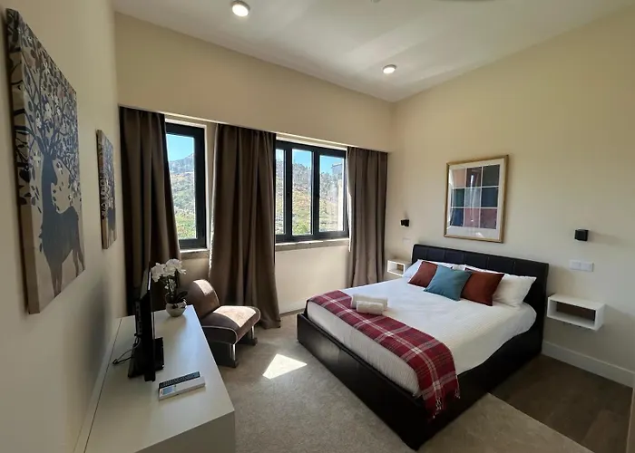 Escola Da Mestra Da Portela Sampriz Szálloda Ponte da Barca